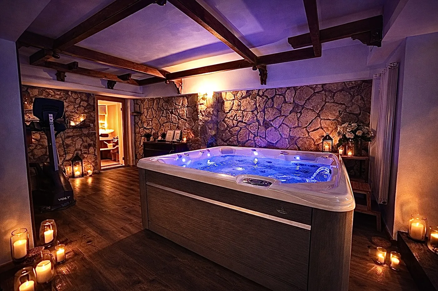 Jacuzzi si SPA în Predeal - No107 Boutique Pensiune